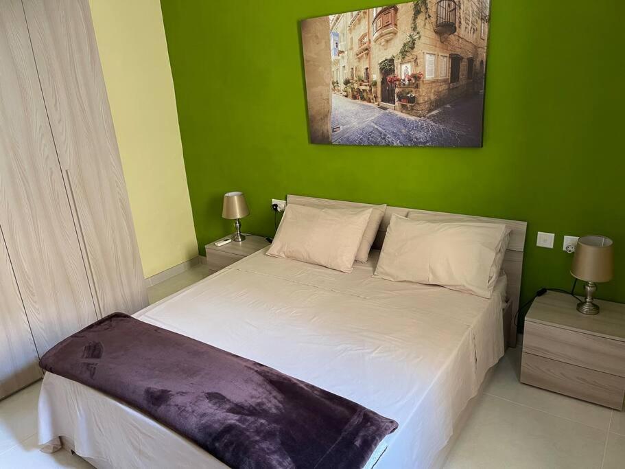 Sunset Apt Modern 1 Bedroom Apt Near The Beach Birżebbuġa Buitenkant foto